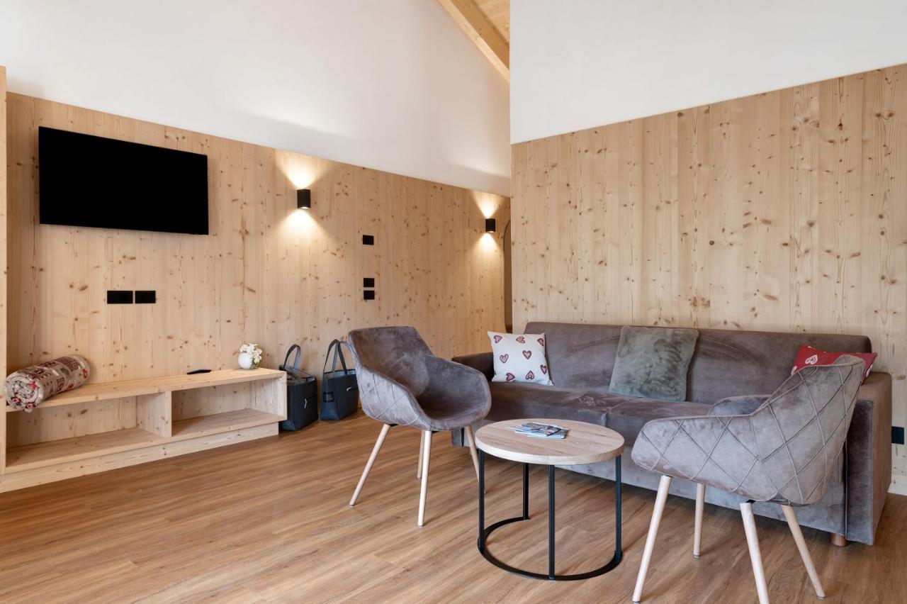 Les Ciases Chalets Dolomites Apt 5 San Vigilio Extérieur photo